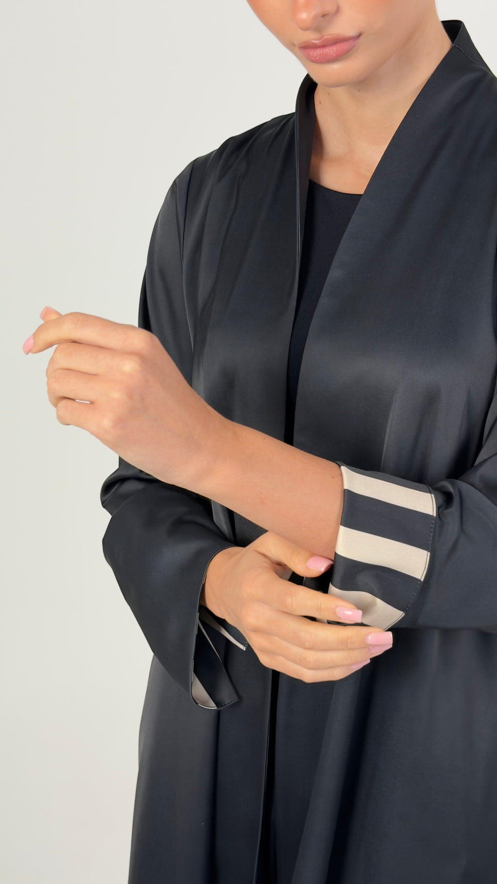 Signature Line in Beige II