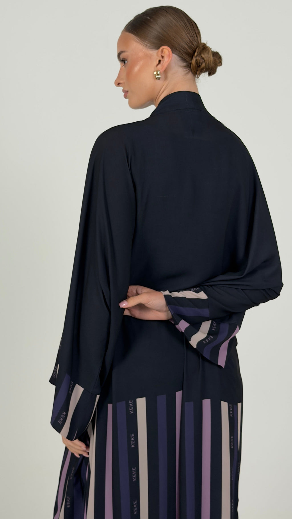 Signature Line In Violet