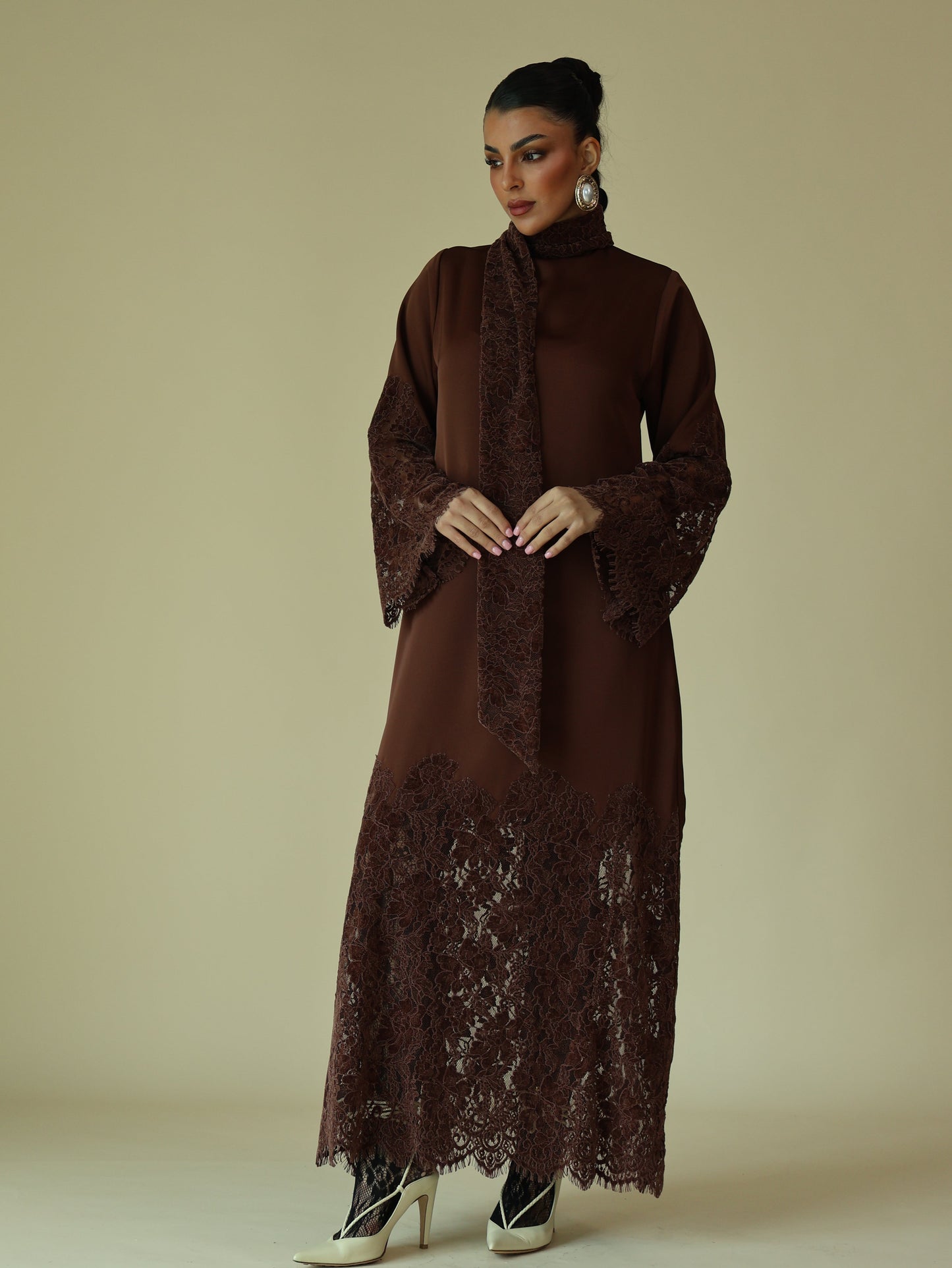 Keke Mocha Lace Jalabiya