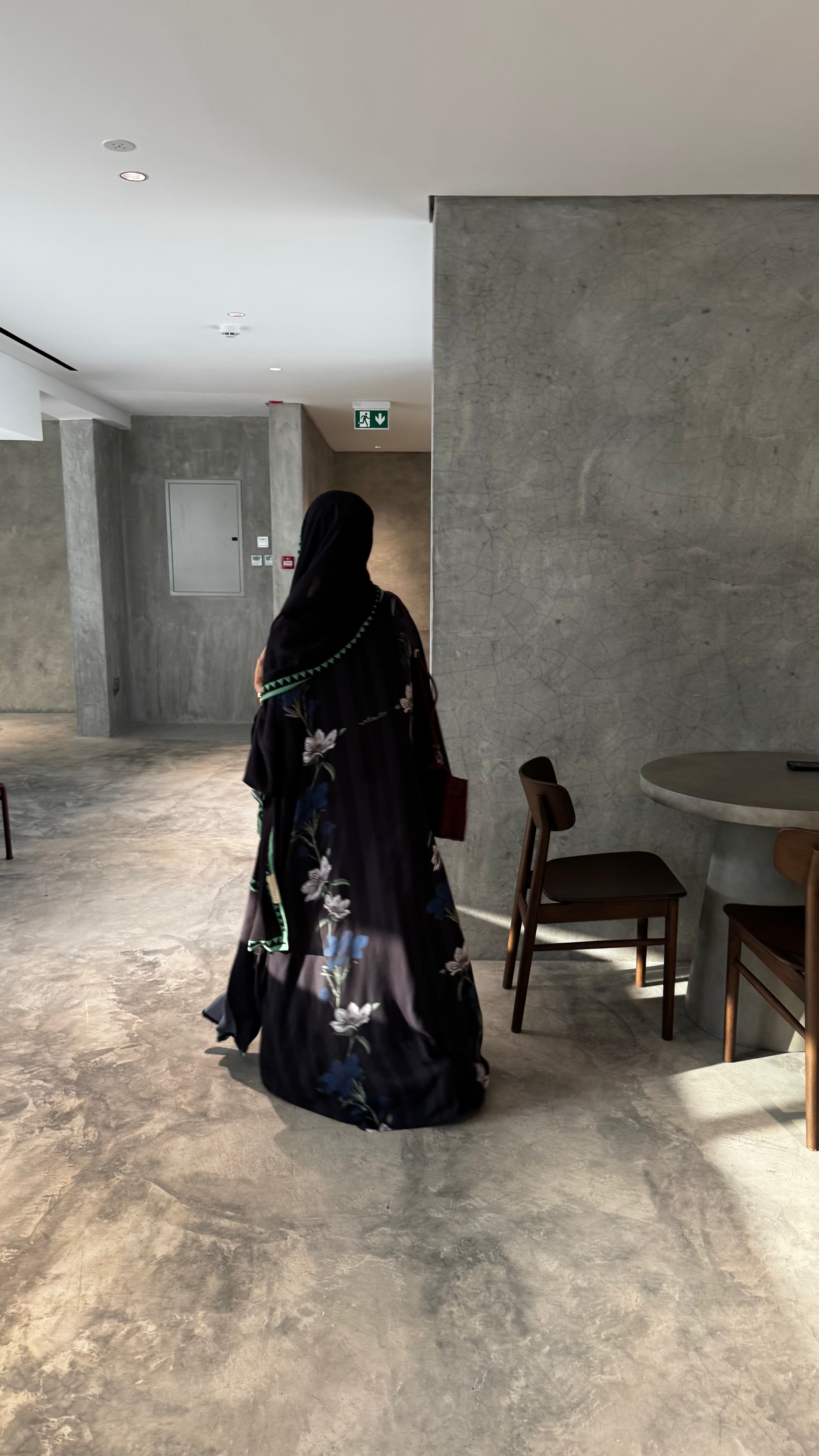 Eden gardenia abaya